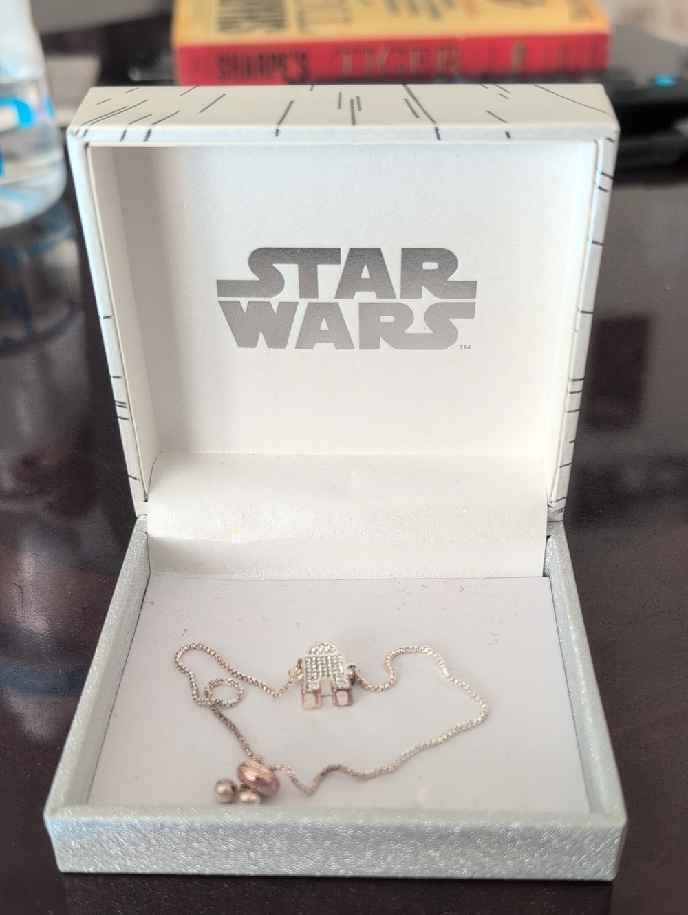 Star Wars Silver R2-D2 Bracket